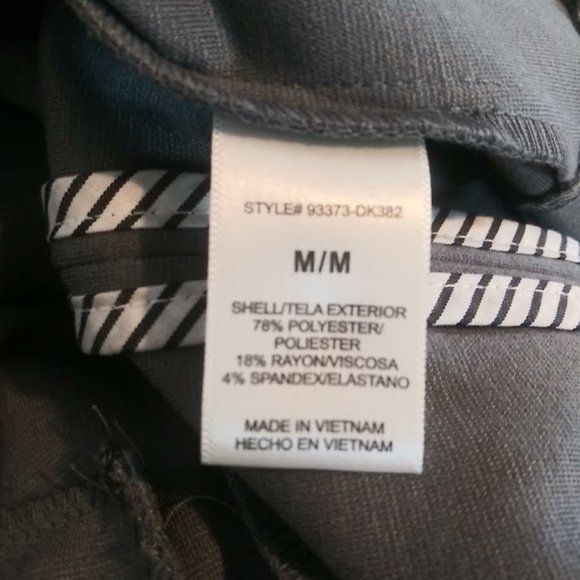 Have women's size M gray blazer - Picture 13 of 14